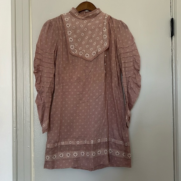 DÔEN Dress - Picture 2 of 6